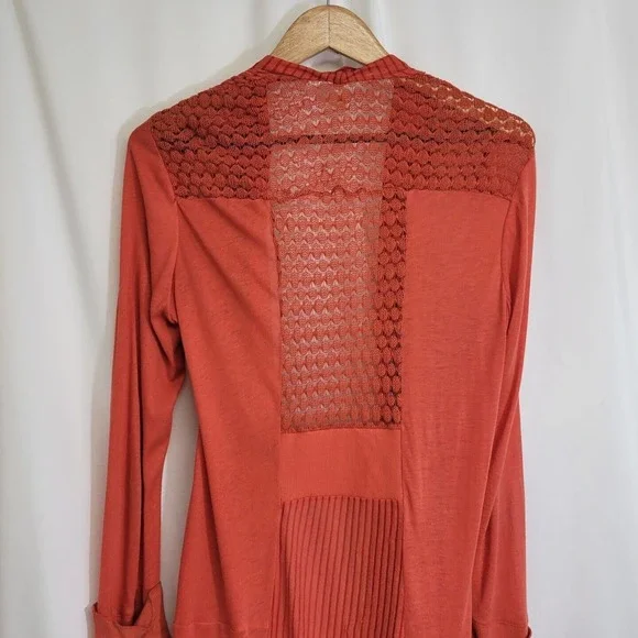 TINY Anthropologie Orange Coral Crochet Boho Lightweight Cardigan Sweater Medium - Picture 5 of 10